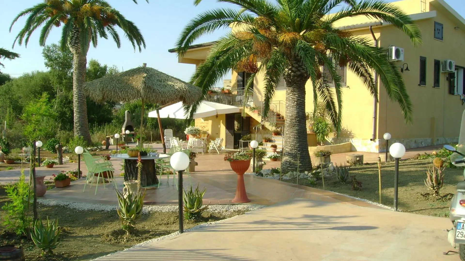 Villa dei giardini San Leone