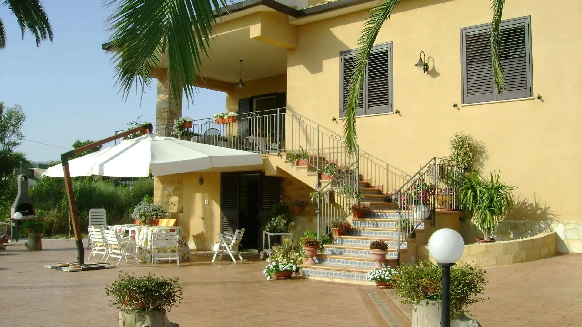 Villa Dei Giardini San Leone Bed & Breakfast